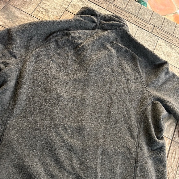 Women’s Cutter & Buck Fleece Jacket - Picture 11 of 13